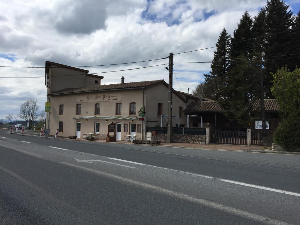 Hotel Saint Pierre Les Sauvages  ภายนอก รูปภาพ